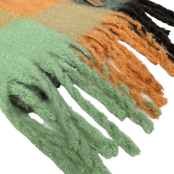 Steve Madden Super Soft Orange Gold Plaid Scarf - Picture 2 of 7